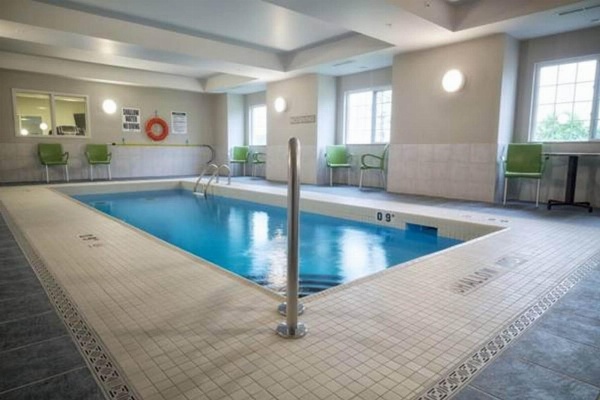 Microtel Inn & Suites by Wyndham Sault Ste. Marie image 4